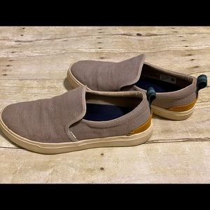 Tom’s gray slip-ons - Size 11 - Great for spring!